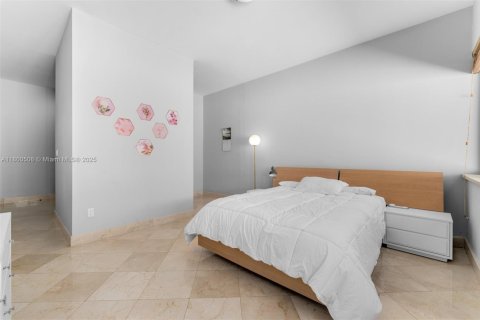 Casa en venta en Pinecrest, Florida, 6 dormitorios, 520.53 m2 № 1683610 - foto 16