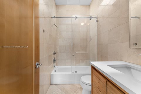 Casa en venta en Pinecrest, Florida, 6 dormitorios, 520.53 m2 № 1683610 - foto 17