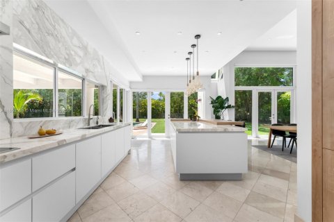 Casa en venta en Pinecrest, Florida, 6 dormitorios, 520.53 m2 № 1683610 - foto 8