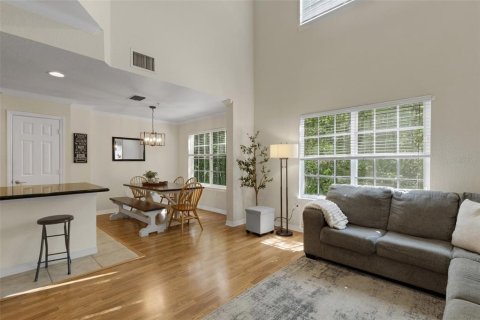 Copropriété à vendre à Tampa, Floride: 3 chambres, 170.57 m2 № 2299937 - photo 2