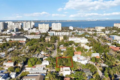 Casa en venta en Sarasota, Florida, 3 dormitorios, 130.06 m2 № 2199340 - foto 4