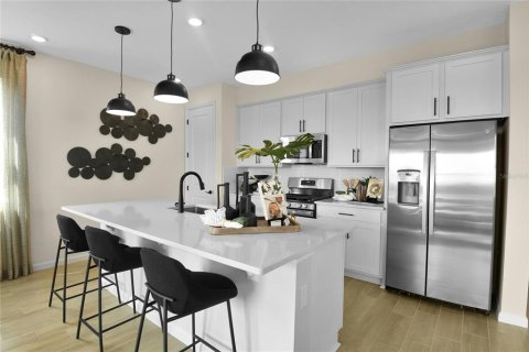 Casa en venta en Apollo Beach, Florida, 4 dormitorios, 201.6 m2 № 2385993 - foto 8
