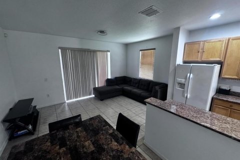 Adosado en alquiler en Kissimmee, Florida, 3 dormitorios, 148.18 m2 № 1910506 - foto 4