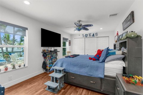 Casa en venta en Saint Petersburg, Florida, 3 dormitorios, 156.45 m2 № 1876798 - foto 19