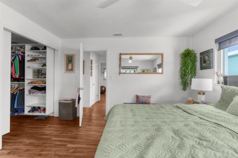 Casa en venta en Saint Petersburg, Florida, 3 dormitorios, 156.45 m2 № 1876798 - foto 14