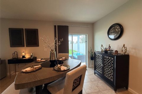 Villa ou maison à vendre à Haines City, Floride: 4 chambres, 160.63 m2 № 2322682 - photo 17