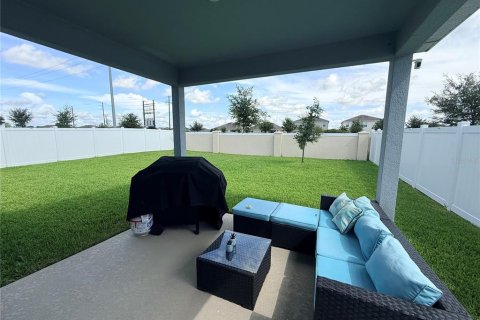 Villa ou maison à vendre à Haines City, Floride: 4 chambres, 160.63 m2 № 2322682 - photo 19