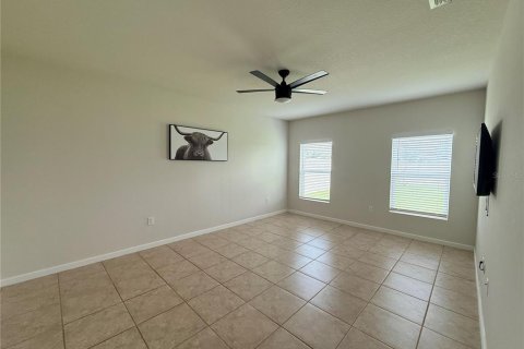 Villa ou maison à vendre à Haines City, Floride: 4 chambres, 160.63 m2 № 2322682 - photo 12