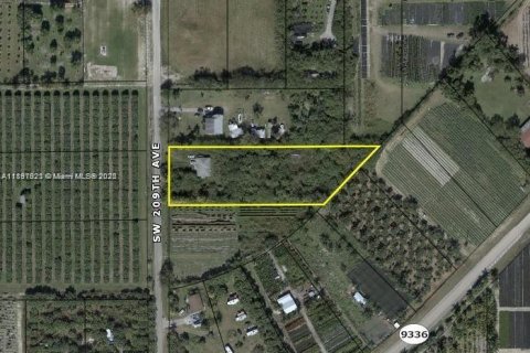 House in Homestead, Florida 3 bedrooms, 107.95 sq.m. № 1949244 - photo 1