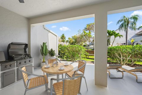Townhouse in Jupiter, Florida 4 bedrooms, 212.75 sq.m. № 2248377