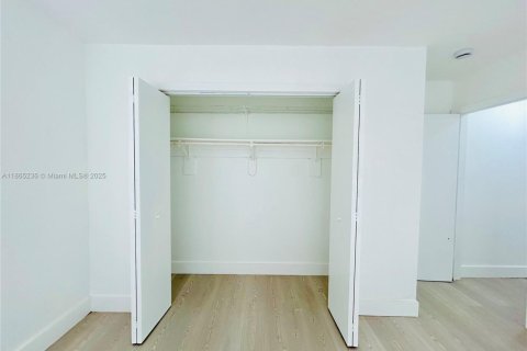 Copropriété à louer à Hialeah, Floride: 2 chambres, 94.3 m2 № 1893449 - photo 22