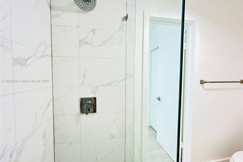 Copropriété à louer à Hialeah, Floride: 2 chambres, 94.3 m2 № 1893449 - photo 18