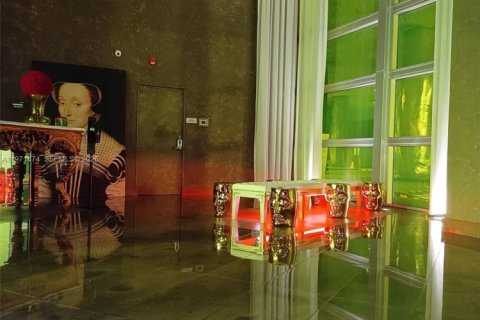 Condominio en alquiler en Miami, Florida, 1 dormitorio, 96.15 m2 № 2032277 - foto 14