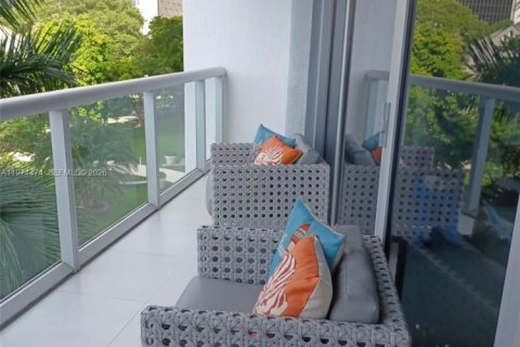 Condominio en alquiler en Miami, Florida, 1 dormitorio, 96.15 m2 № 2032277 - foto 12