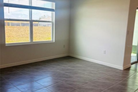 House in Dade City, Florida 4 bedrooms, 174.47 sq.m. № 1915946 - photo 2