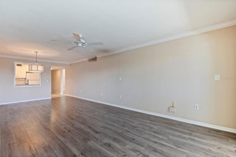 Condominio en venta en Treasure Island, Florida, 2 dormitorios, 111.48 m2 № 1901949 - foto 10