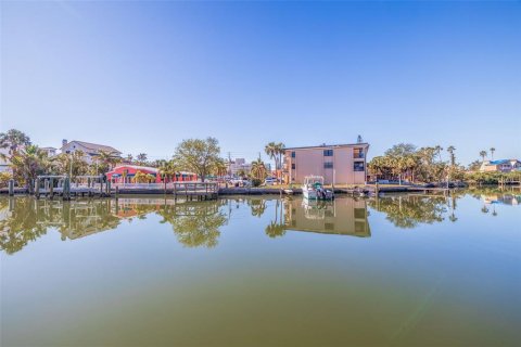 Condominio en venta en Treasure Island, Florida, 2 dormitorios, 111.48 m2 № 1901949 - foto 30