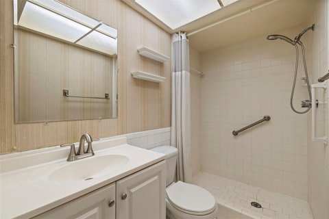 Condominio en venta en Treasure Island, Florida, 2 dormitorios, 111.48 m2 № 1901949 - foto 19