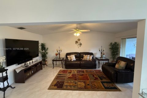 Casa en venta en Delray Beach, Florida, 3 dormitorios, 129.41 m2 № 2035167 - foto 7