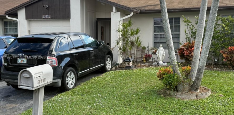 Casa en Delray Beach, Florida 3 dormitorios, 129.41 m2 № 2035167