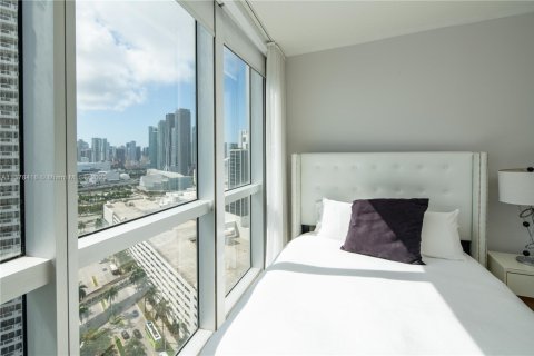 Copropriété à louer à Miami, Floride: 2 chambres, 97.36 m2 № 2077209 - photo 11