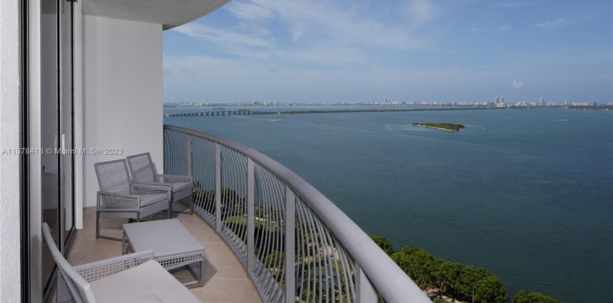 Condo à Miami, Floride, 2 chambres  № 2077209