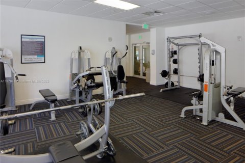 Copropriété à louer à Miami, Floride: 2 chambres, 97.36 m2 № 2077209 - photo 24