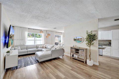 Villa ou maison à vendre à Coral Springs, Floride: 3 chambres, 140.1 m2 № 2073439 - photo 7