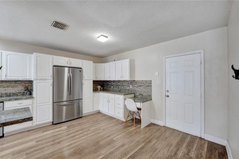 Villa ou maison à vendre à Coral Springs, Floride: 3 chambres, 140.1 m2 № 2073439 - photo 20