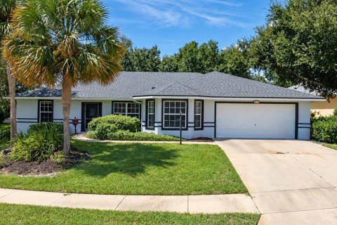 Casa en Leesburg, Florida 3 dormitorios, 185.99 m2 № 2379726