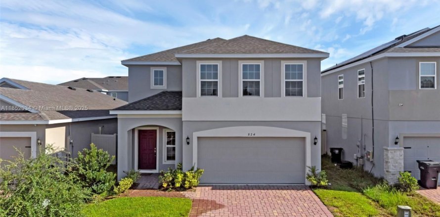 House in Davenport, Florida 4 bedrooms № 1875708