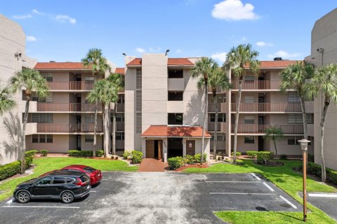 Copropriété à vendre à Davie, Floride: 3 chambres, 104.42 m2 № 2409274 - photo 2