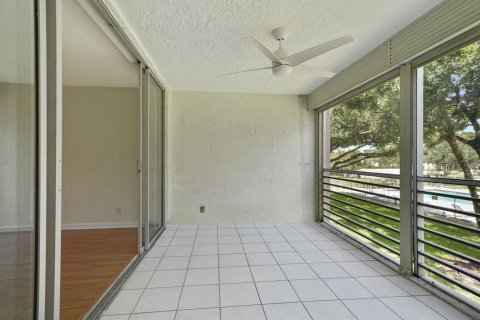Copropriété à vendre à Davie, Floride: 3 chambres, 104.42 m2 № 2409274 - photo 11