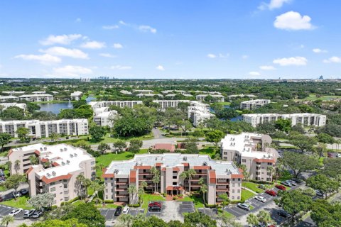 Condo à Davie, Floride, 3 chambres  № 2409274