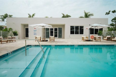 Condo in Dania Beach, Florida, 1 bedroom  № 1940972 - photo 14