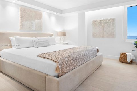 Снять в аренду кондоминиум в Майами-Бич, Флорида 3 спальни, 178.37м2, № 69882 - фото 23