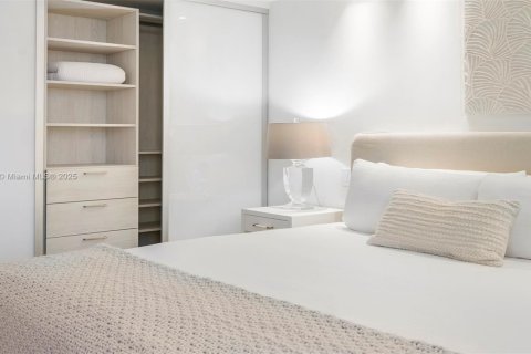 Снять в аренду кондоминиум в Майами-Бич, Флорида 3 спальни, 178.37м2, № 69882 - фото 24