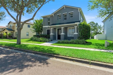 Casa en venta en Orlando, Florida, 4 dormitorios, 296.82 m2 № 1904691 - foto 2