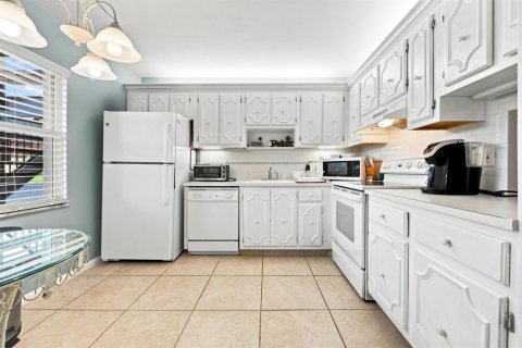 Condo in Jupiter, Florida, 2 bedrooms № 2401228 - photo 6