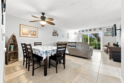 Condo in Jupiter, Florida, 2 bedrooms № 2401228 - photo 9