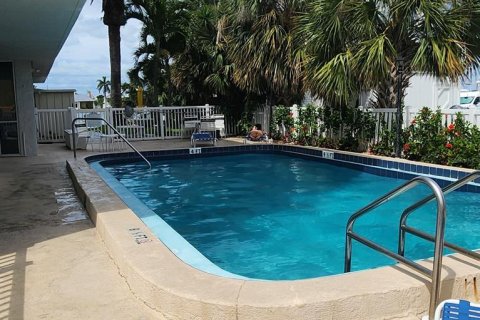 Copropriété à vendre à Clearwater, Floride: 1 chambre, 37.63 m2 № 2099599 - photo 16