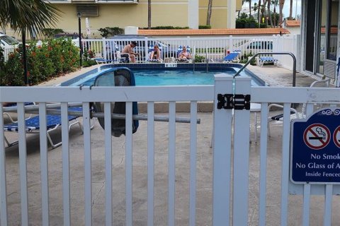 Copropriété à vendre à Clearwater, Floride: 1 chambre, 37.63 m2 № 2099599 - photo 15