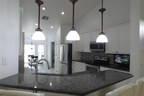 Villa ou maison à vendre à Oviedo, Floride: 4 chambres, 186.27 m2 № 2355917 - photo 17