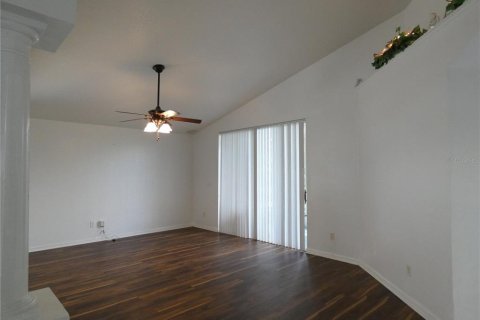 Villa ou maison à vendre à Oviedo, Floride: 4 chambres, 186.27 m2 № 2355917 - photo 3