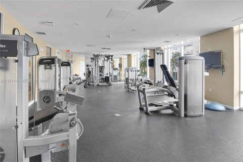 Copropriété à vendre à Hallandale Beach, Floride: 3 chambres, 162.67 m2 № 2033743 - photo 13