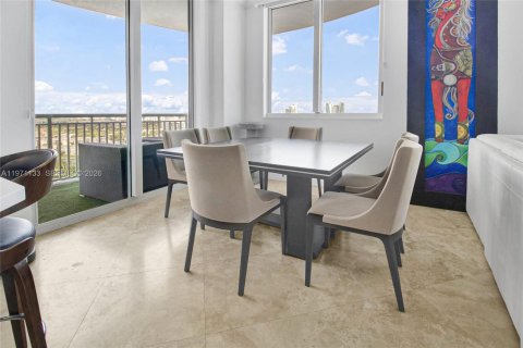 Copropriété à vendre à Hallandale Beach, Floride: 3 chambres, 162.67 m2 № 2033743 - photo 3