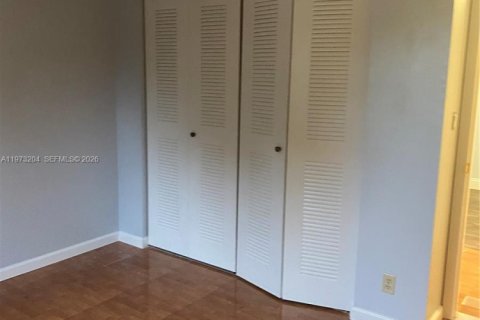 Condominio en venta en Pompano Beach, Florida, 2 dormitorios, 91.04 m2 № 2033881 - foto 10