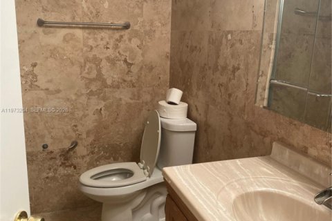 Condominio en venta en Pompano Beach, Florida, 2 dormitorios, 91.04 m2 № 2033881 - foto 7