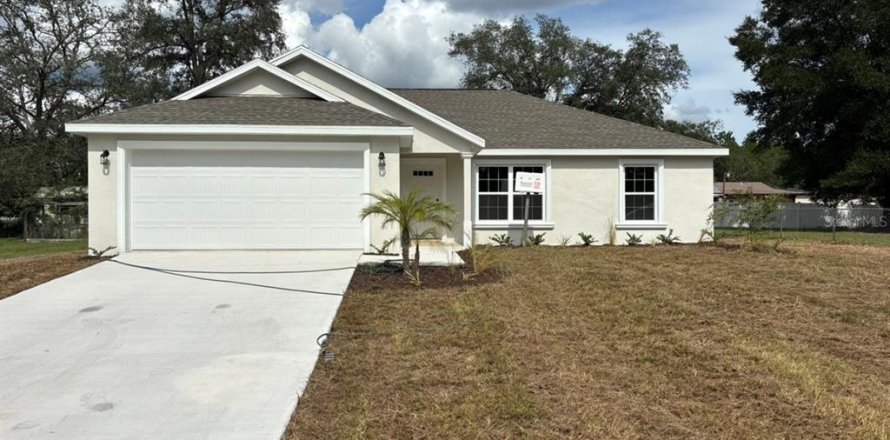 Casa en Dunnellon, Florida 3 dormitorios, 130.53 m2 № 2383909