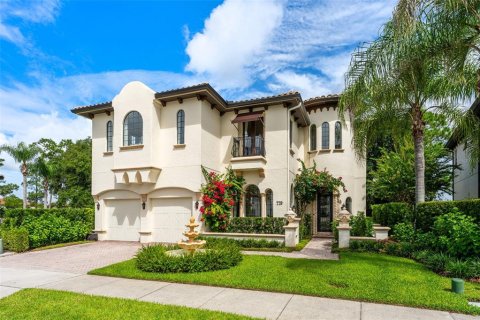 Casa en Lake Mary, Florida 4 dormitorios, 380.34 m2 № 2369194